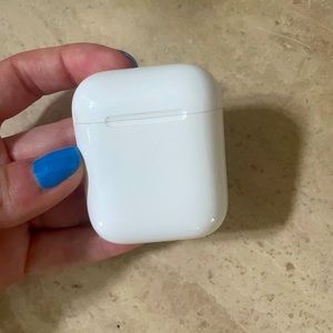 Apple Air Pods 1st Generation + cute case!!